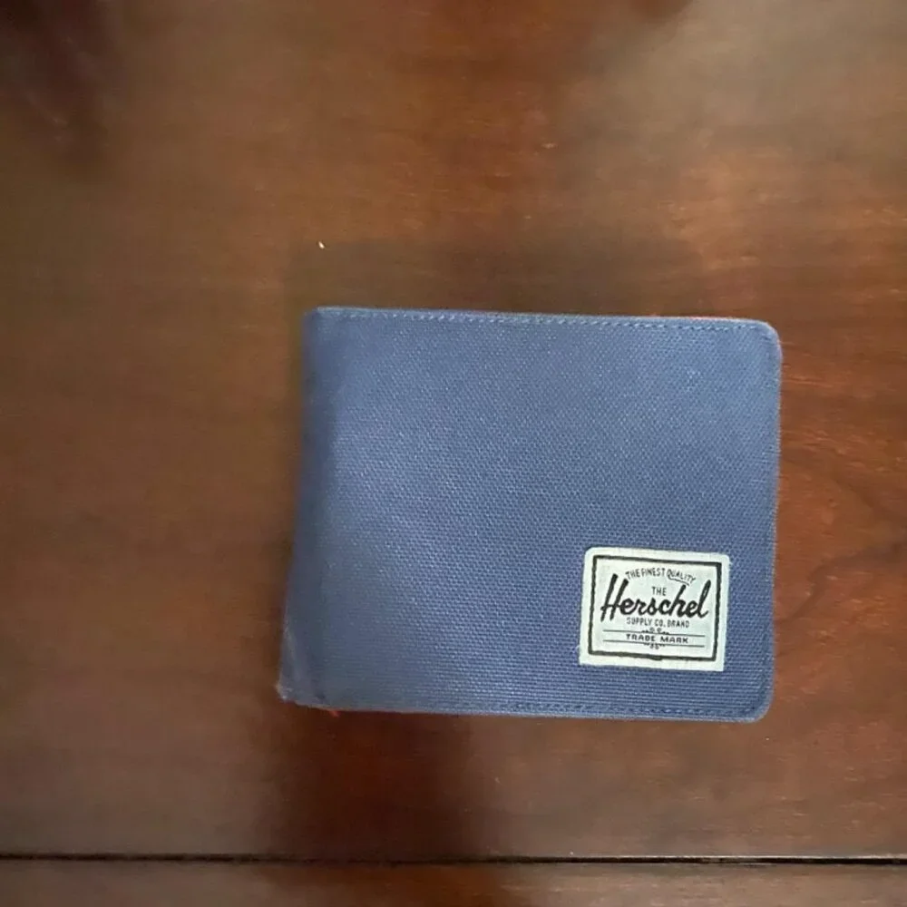 Herschel unisex adult Roy RFID Bi Fold Wallet, Navy/Red, One Size US